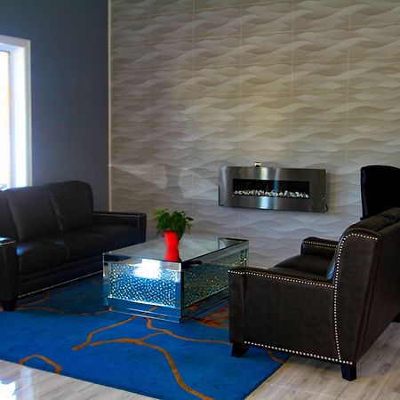 Super 8 By Wyndham Lenexa Overland Park Area/Mall Area Екстер'єр фото